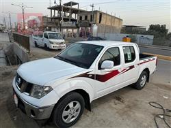 نيسان نافارا